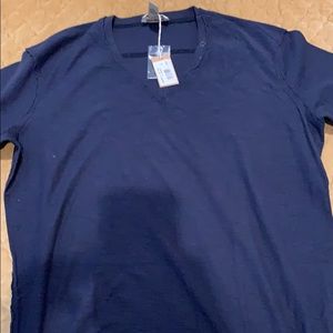 Men’s Diesel Navy Blue V Neck T Shirt. New w/tags!